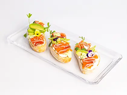 Страва на бенкетному столі